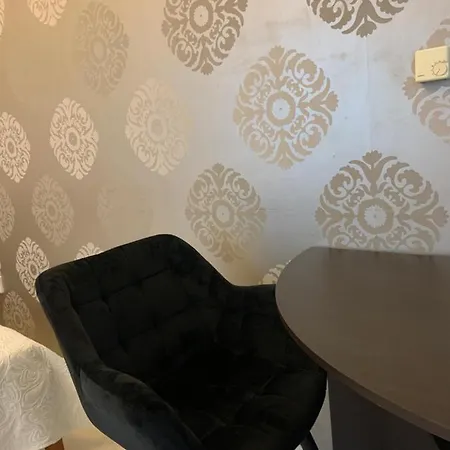 Apartman Mirabell *